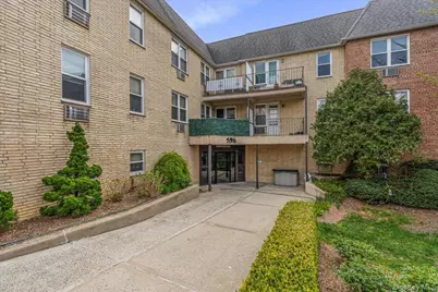 596 Broadway #10A, Lynbrook, NY 11563 - Photo 1