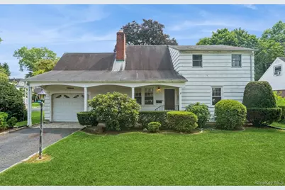 15 Cleveland Place, Glen Cove, NY 11542 - Photo 1