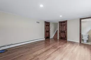 65 Stratford N, Roslyn Heights, NY 11577 - Photo 17