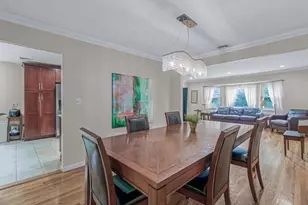 65 Stratford N, Roslyn Heights, NY 11577 - Photo 7