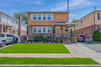 375 Cochran Place, Valley Stream, NY 11581 - Photo 1