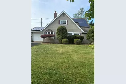 40 Walnut Lane, Hicksville, NY 11801 - Photo 1