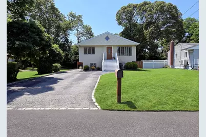 62 Frances Boulevard, Holtsville, NY 11742 - Photo 1