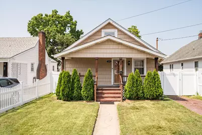 1039 Steele Boulevard, Baldwin, NY 11510 - Photo 1