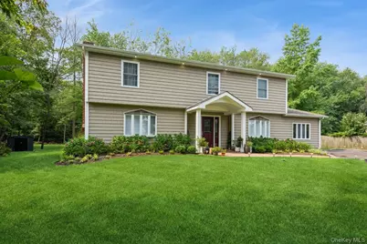 32 Hemlock Lane, Smithtown, NY 11787 - Photo 1