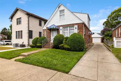 25407 84th Road, Floral Park, NY 11001 - Photo 1