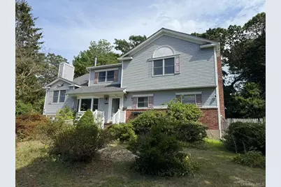 216 Glenwood Lane, Port Jefferson, NY 11777 - Photo 1