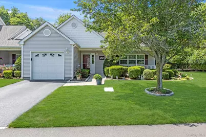 2204 Pebble Beach Path, Riverhead, NY 11901 - Photo 1