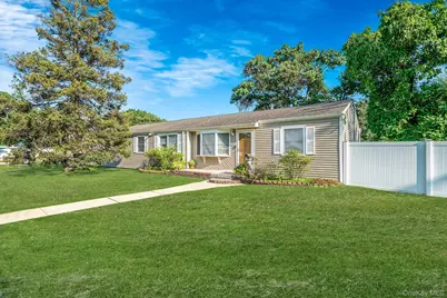 730 Spur Drive N, Bay Shore, NY 11706 - Photo 1