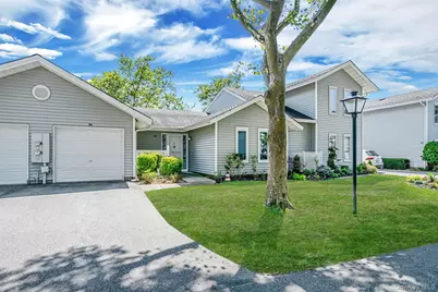 302 Elton Court N, Saint James, NY 11780 - Photo 1