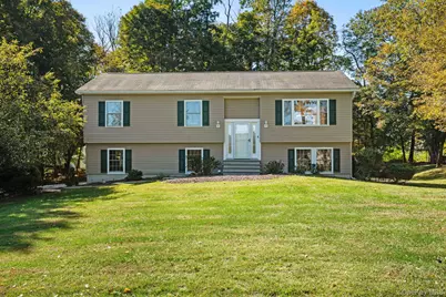 11 Old Martin Road, Hopewell Junction, NY 12533 - Photo 1