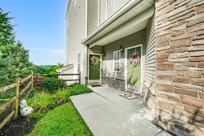 1721 Hawthorn Way, New Windsor, NY 12553 - Photo 1