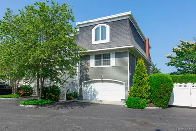 22 Salt Meadow #22, Babylon, NY 11702 - Photo 1