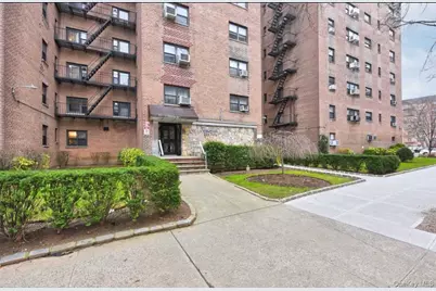 31-31 138th Street #5H, Flushing, NY 11354 - Photo 1