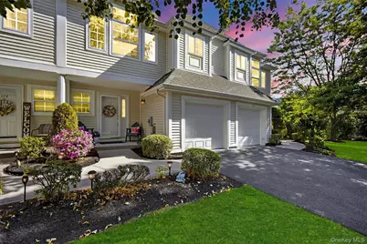 172 Isis Drive #1E, Newburgh, NY 12550 - Photo 1