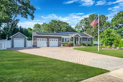 7 Rosella Court, West Babylon, NY 11704 - Photo 1