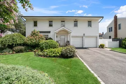 21 Carol Street, Plainview, NY 11803 - Photo 1