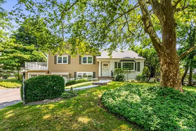 6 Beachway, Port Washington, NY 11050 - Photo 1