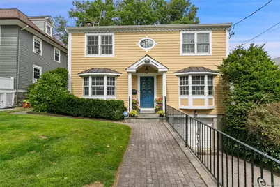 424 Warren Avenue, Mamaroneck, NY 10543 - Photo 1