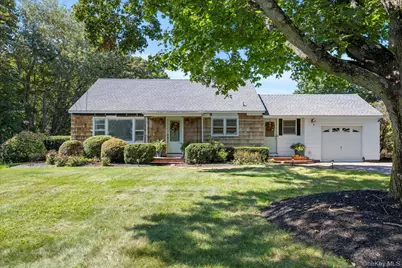 33595 Main Road, Cutchogue, NY 11935 - Photo 1