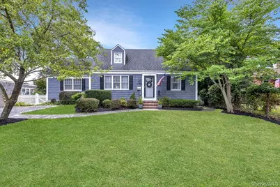 136 Cedar Avenue, Islip, NY 11751 - Photo 1