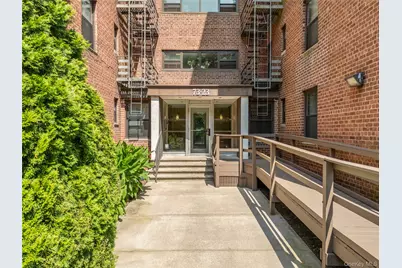 73-23 210th Street #2G, Bayside, NY 11364 - Photo 1