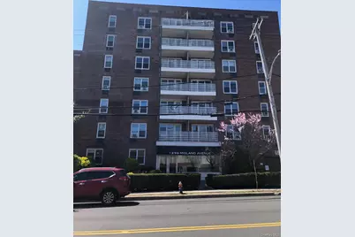 1296 Midland Avenue #D5, Yonkers, NY 10704 - Photo 1