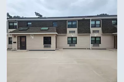 1335 Broadway #21, Hewlett, NY 11557 - Photo 1
