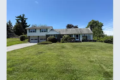 20 McIntosh Drive, Poughkeepsie, NY 12603 - Photo 1