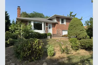 99 Robbins Lane, Syosset, NY 11791 - Photo 1