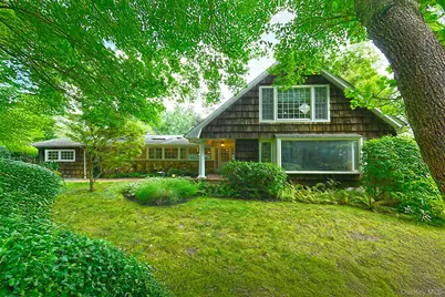 21 W Mall Drive, Huntington, NY 11743 - Photo 1