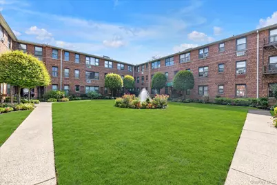 320 Atlantic Avenue #D-2, East Rockaway, NY 11518 - Photo 1