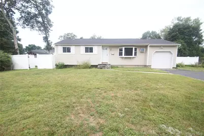 18 Johnson Avenue, Wheatley Heights, NY 11798 - Photo 1