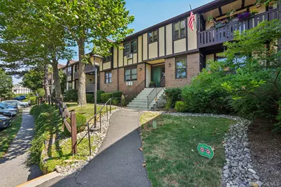 911 Sierra Vista Lane, Valley Cottage, NY 10989 - Photo 1