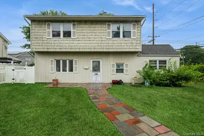 2 Dogwood Lane, Levittown, NY 11756 - Photo 1