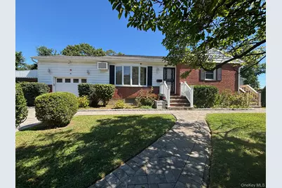 10 13th Avenue, West Babylon, NY 11704 - Photo 1