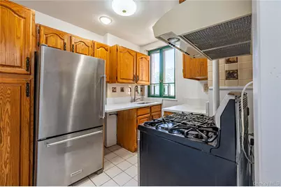 1545 Archer Road #2G, Bronx, NY 10462 - Photo 1
