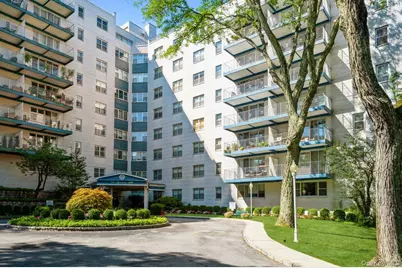 499 N Broadway #2B, White Plains, NY 10603 - Photo 1
