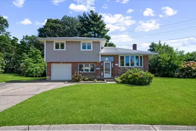 331 Woodbridge Lane, Jericho, NY 11753 - Photo 1