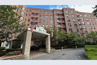 84-01 Main Street #627, Briarwood, NY 11435 - Photo 1