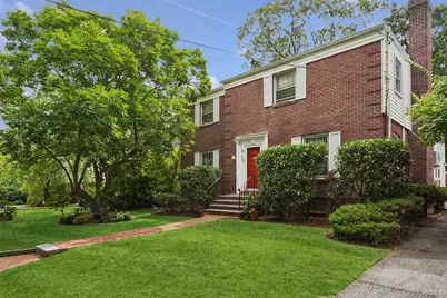 161 Midgely Drive, Hewlett, NY 11557 - Photo 1