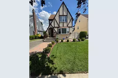 456 Macatee Place, Mineola, NY 11501 - Photo 1