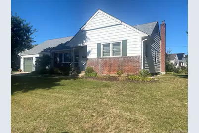 3737 Maxwell Drive, Wantagh, NY 11793 - Photo 1