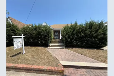 420 Beach 142nd Street, Neponsit, NY 11694 - Photo 1