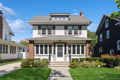 63 Lenox Avenue, Lynbrook, NY 11563 - Photo 1