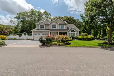 6 Hearthstone Lane, Nesconset, NY 11767 - Photo 1