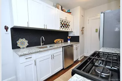 209 Garth Road #2B, Scarsdale, NY 10583 - Photo 1