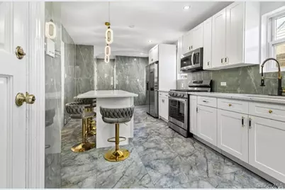 6 Covert Avenue, Garden City, NY 11530 - Photo 1