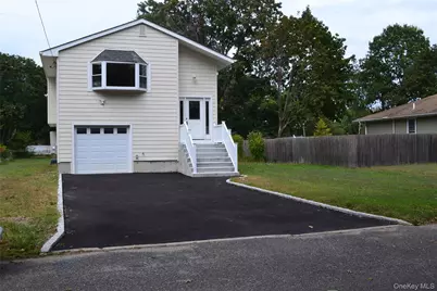 75 Sea Cliff Street, Islip Terrace, NY 11752 - Photo 1