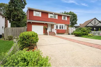 1014 Kings Parkway, Baldwin, NY 11510 - Photo 1